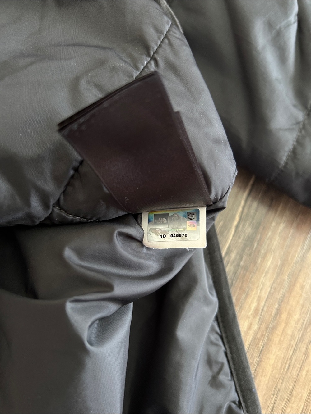 The North Face Lightweight Insulated Jacket Small - Picture 5 of 6